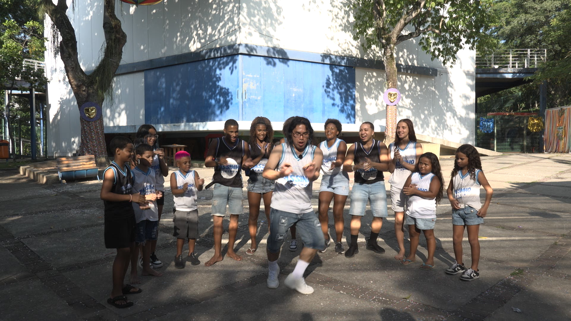 ガンバレ極寒フィンランドでオーロラ大自然スケート&Qtubeブラジル