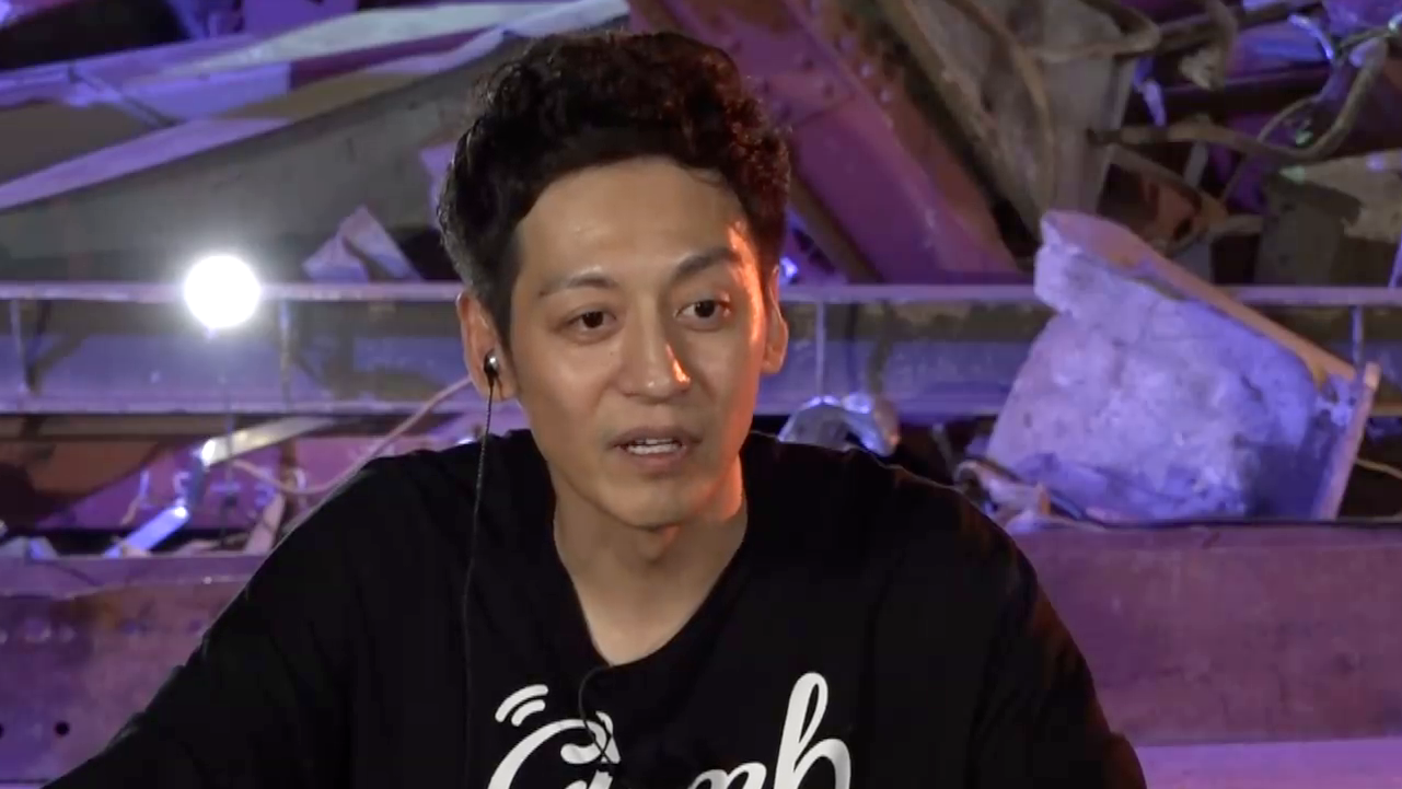 オーナー26歳に従う系ロボットクズ 40代男性