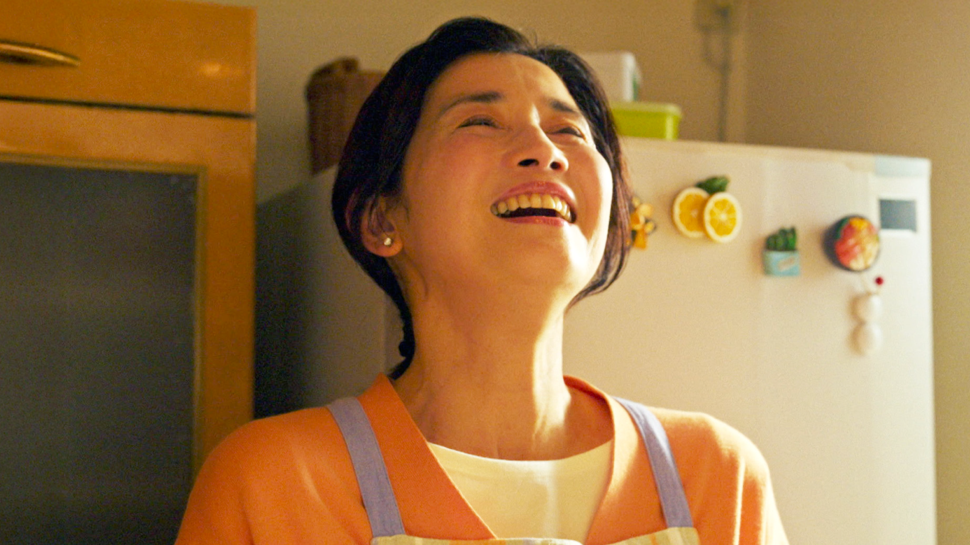 美魔女インフルエンサーの嘘を暴け!