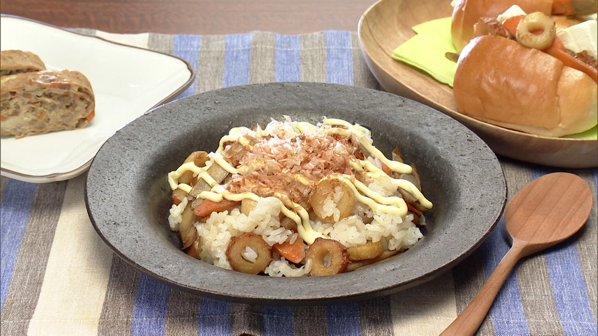 ちくわ入りきんぴらごはん／きんぴらドッグ／きんぴら卵焼き