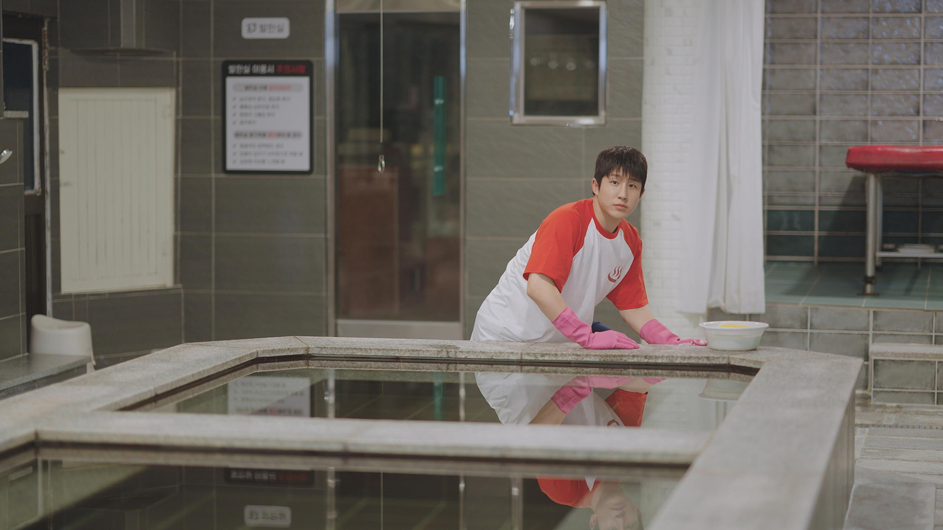 「赤い豚ラーメンと何食べよう」