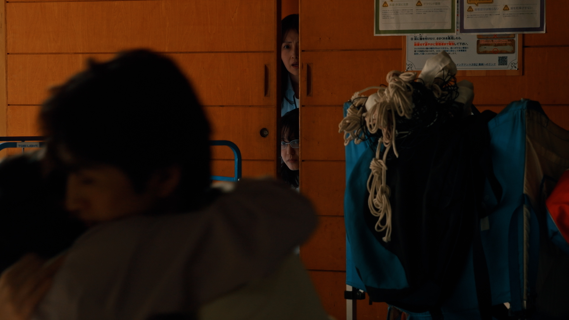 PTA会長と教師! 校内不倫を成敗!