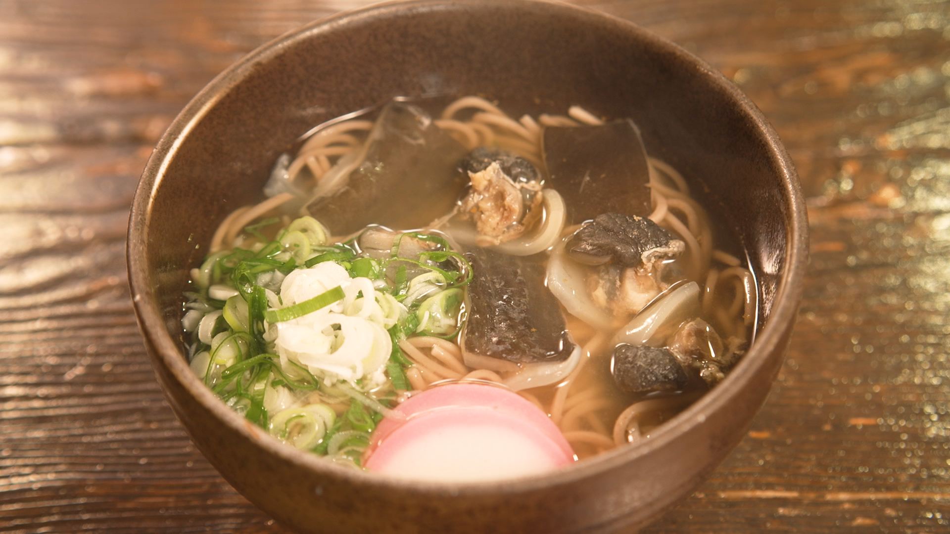 大分･宇佐市 “お肌プルプル”すっぽんそば