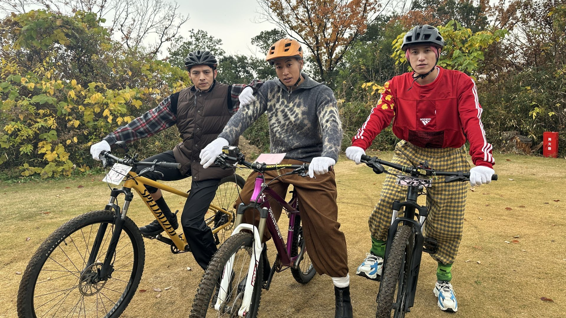 関口メンディーとマウンテンバイクで大はしゃぎ! ウメンディー連発グルメ旅