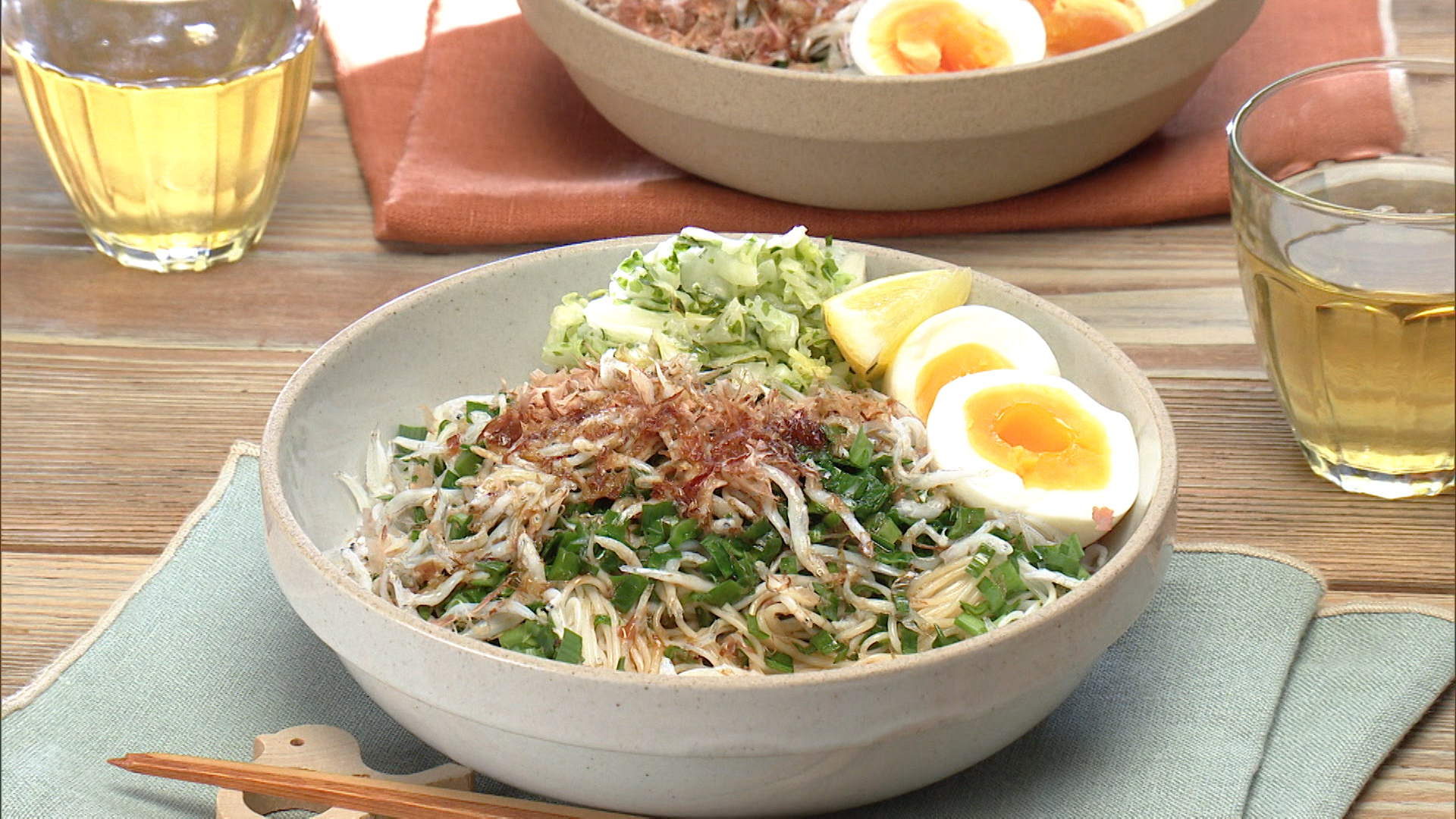 にら&青のりキャベツのあえそうめん／にら黒酢味玉