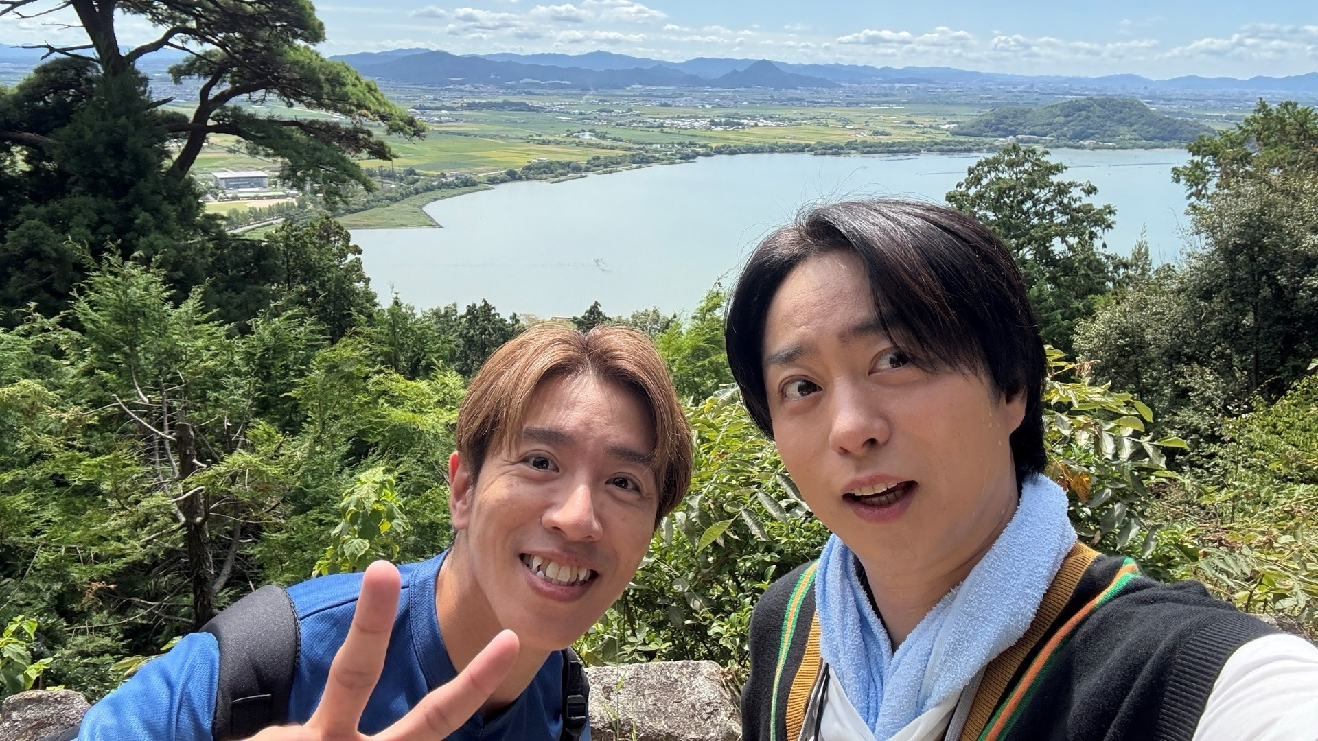 6時間30分で808段の階段を上り、忍者に変身して、ザリガニになって、琵琶湖をSUPで横断! 果たして無事ゴールできるのか…?