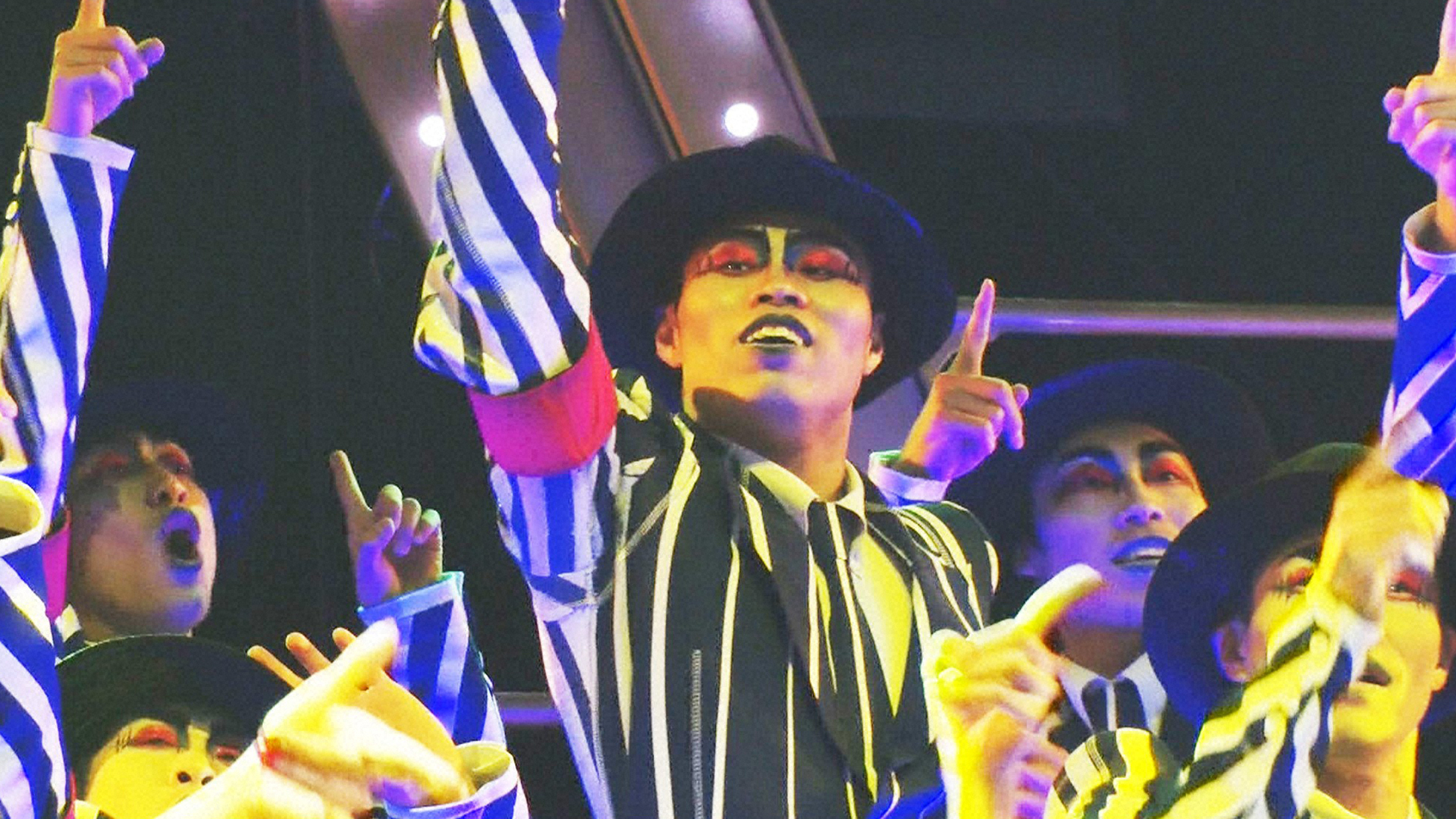 グッと! 地球便 シルク･ドゥ･ソレイユのパフォーマーをする息子