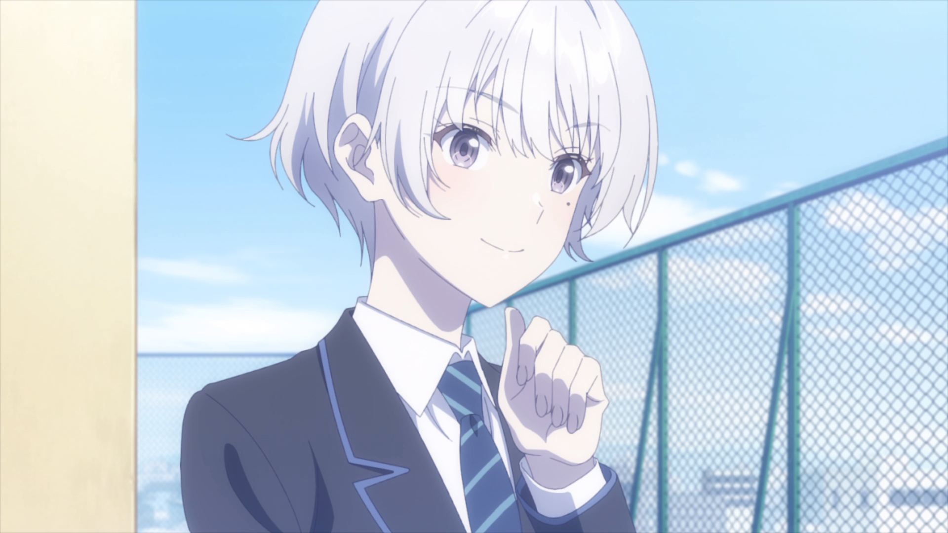 青色のバッシュ