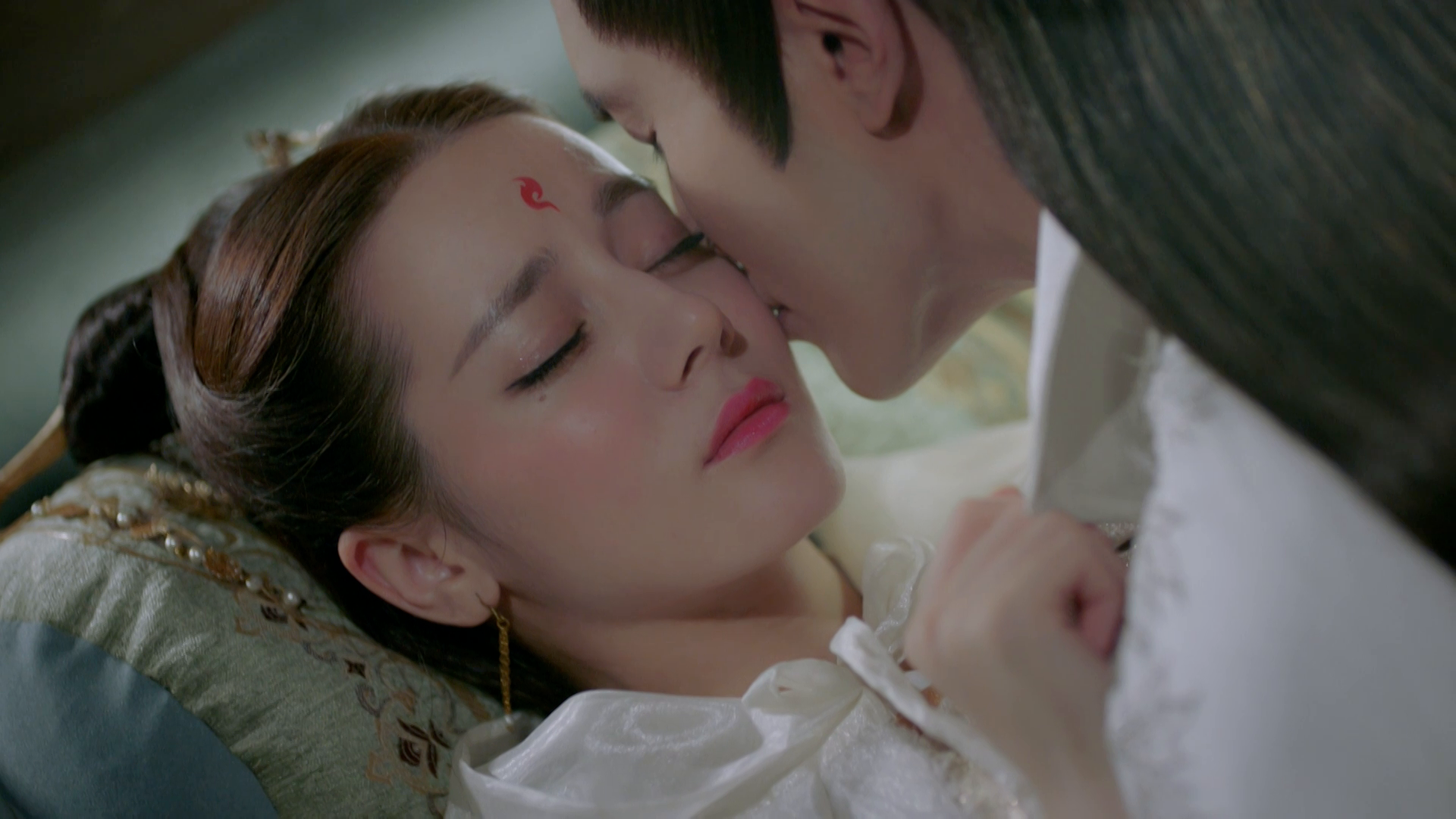 (字) 密会の疑惑