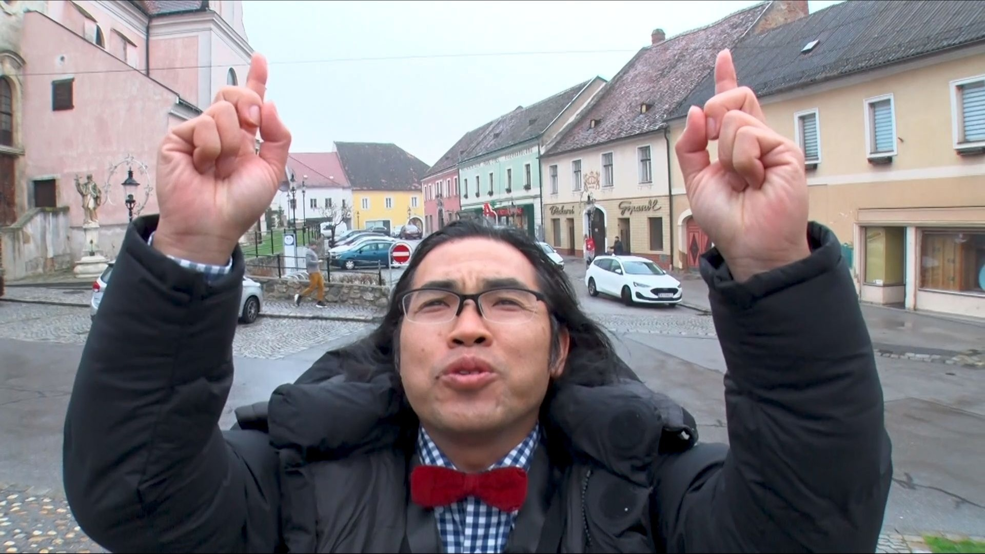 【Qtube】スロベニアで時速82kmトラックから超キケン人間発射