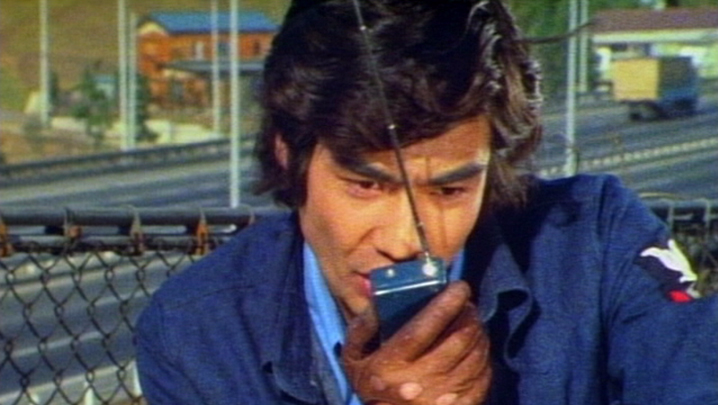 石怪人ユニコルノス対ダブルライダーキック