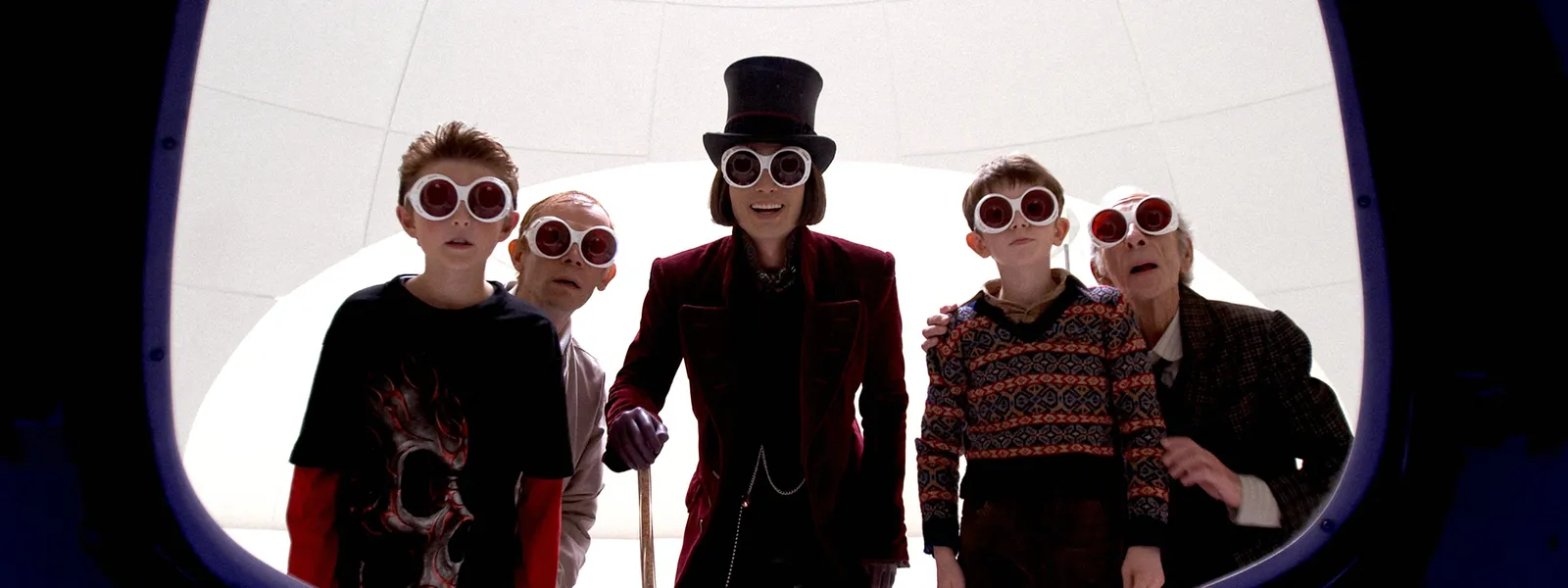 ファンタジックな世界へ! Hulu(フールー)