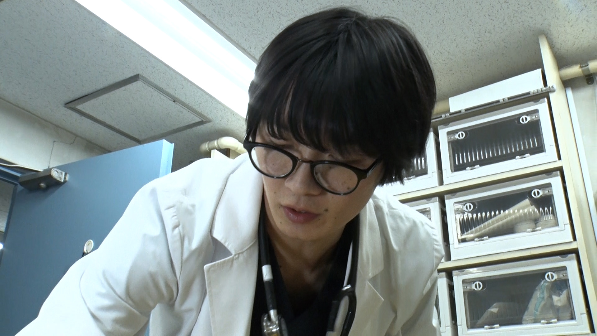 芸能人アレルギー検査! 青色アレルギー? 人気バンドヤバT結果に衝撃