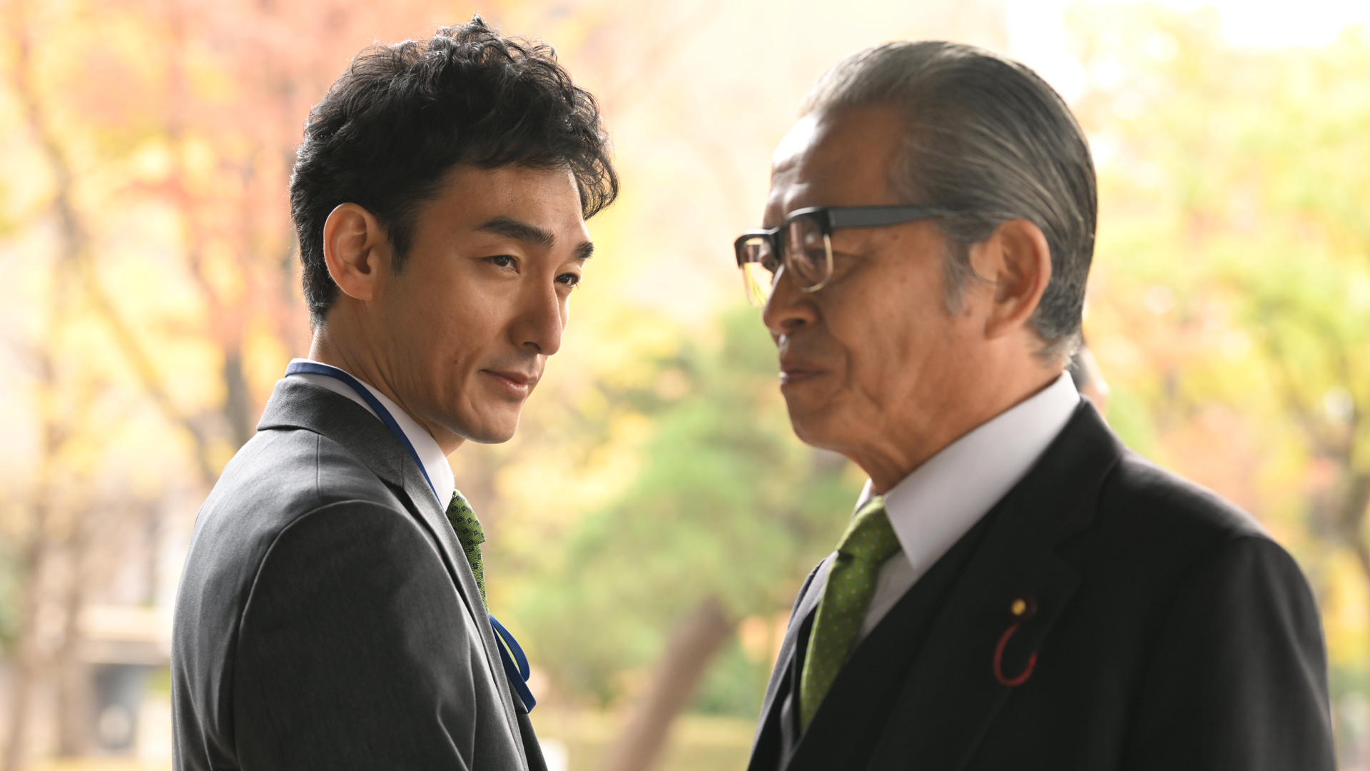 ついに激突! 憎き大臣の弱みを暴け