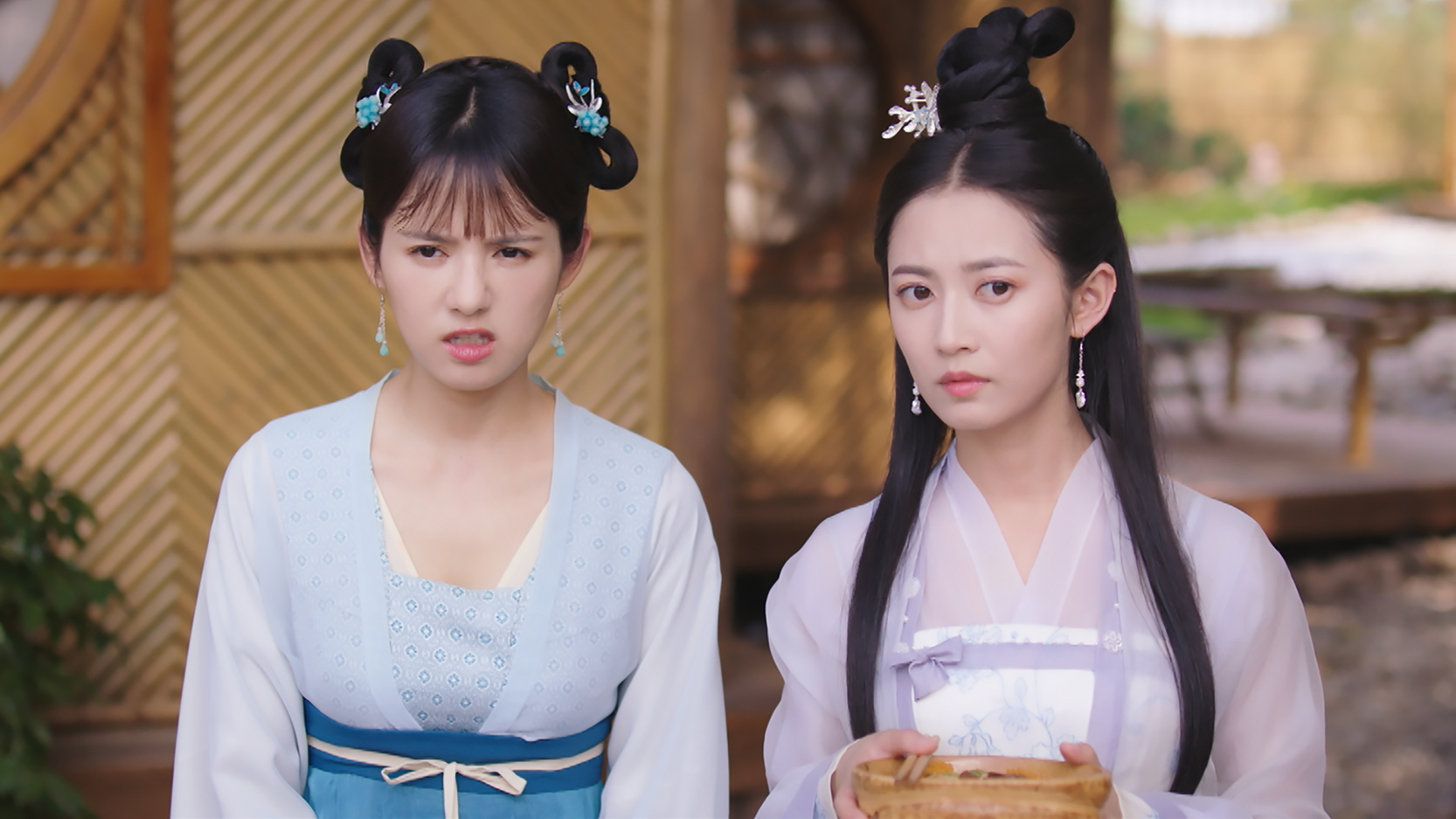 (字) 美女いろいろ