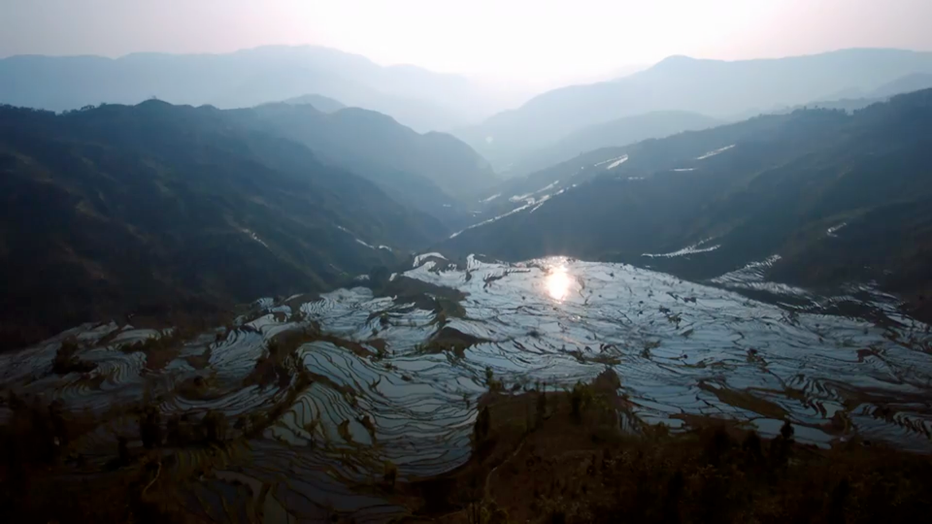 (字) 龍の棲む地