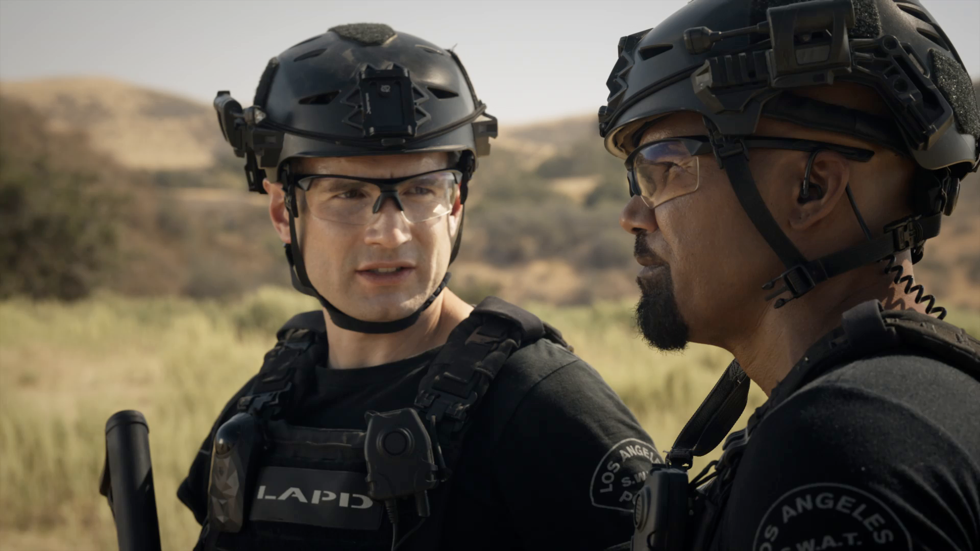 (吹) 凶暴なる逃亡犯