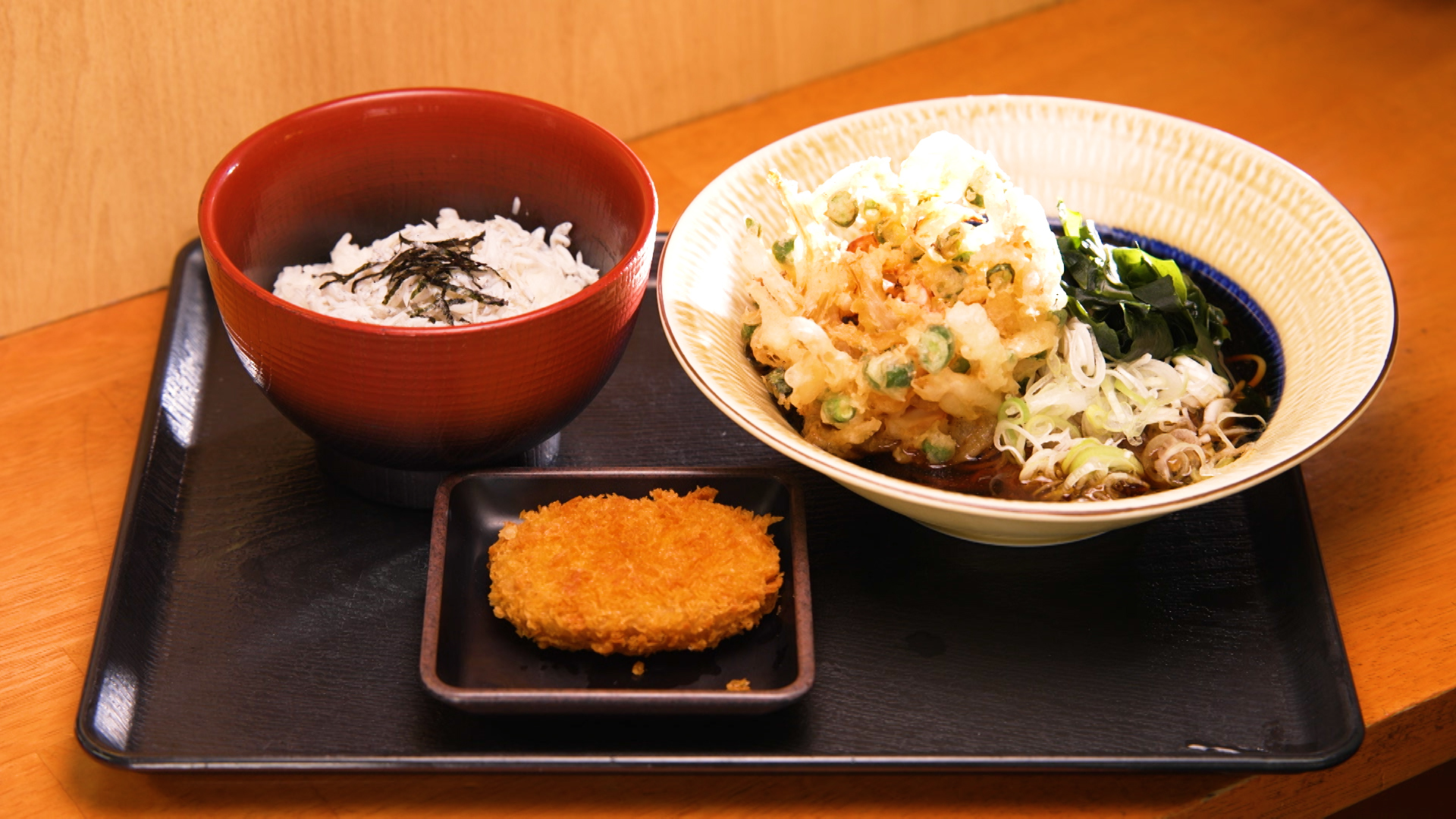 東京･篠崎 食材に工夫を凝らしたそば“食堂”