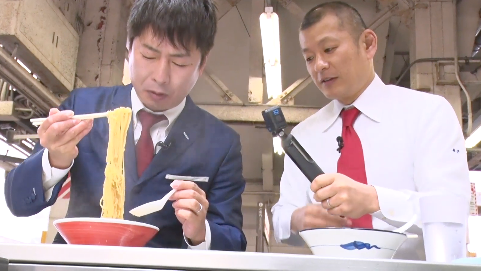「駅の立ち食いラーメン」「フレンチシェフが作る本気のラーメン」