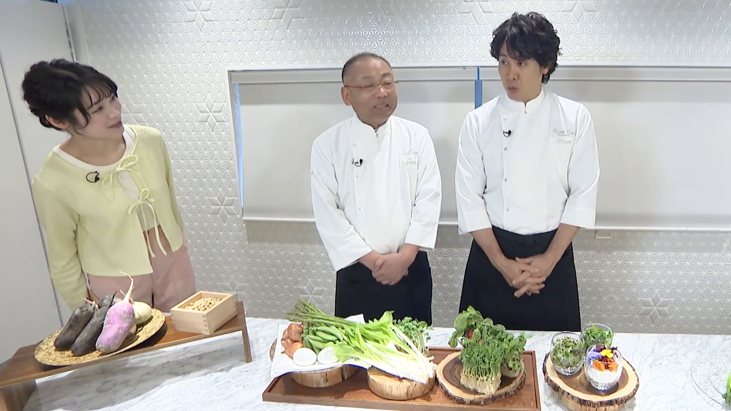 北海道「食」の最前線2024① 加工品 (前) &サラダ作り