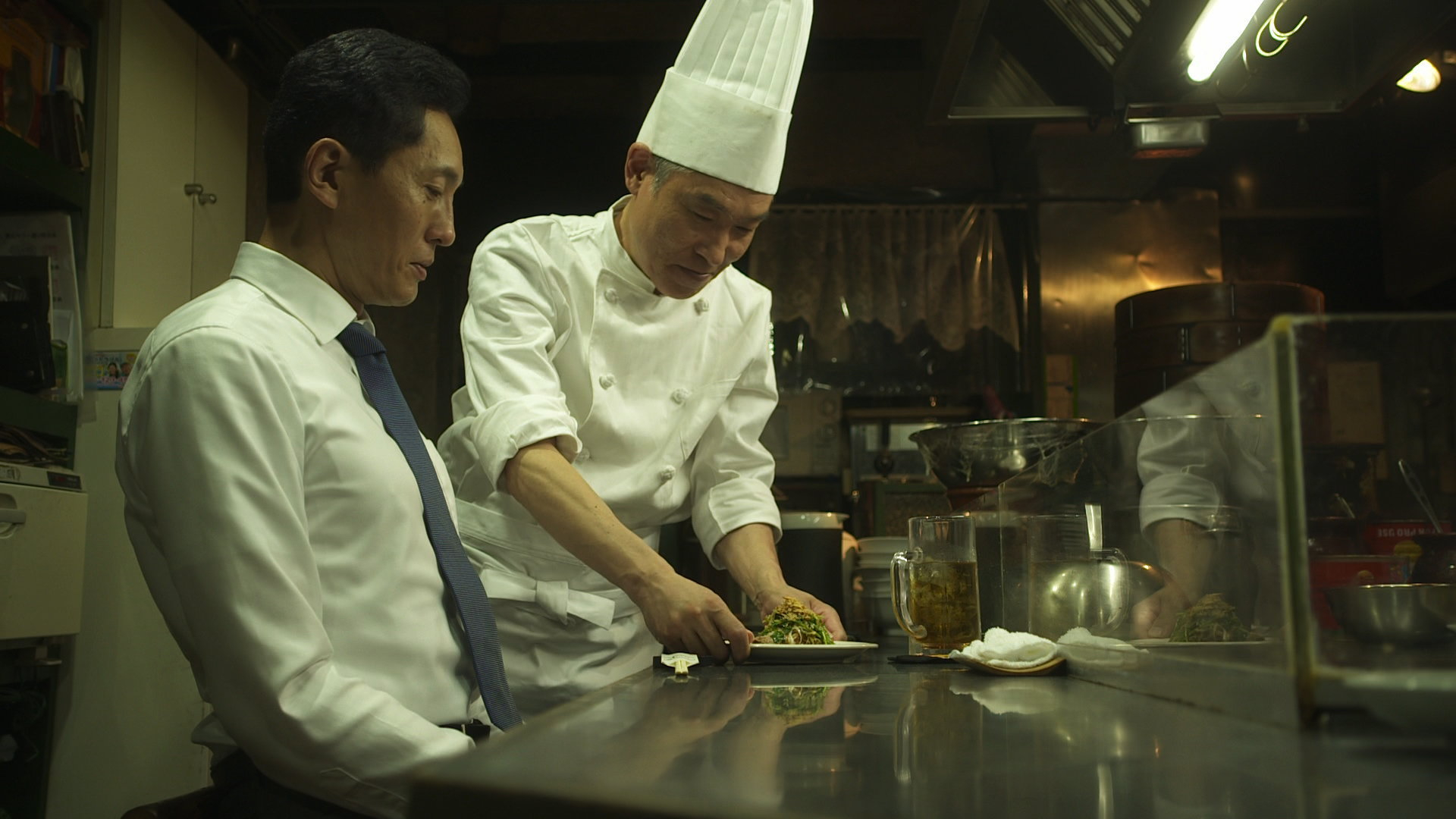 渋谷区 神宮前の毛沢東スペアリブと黒チャーハン