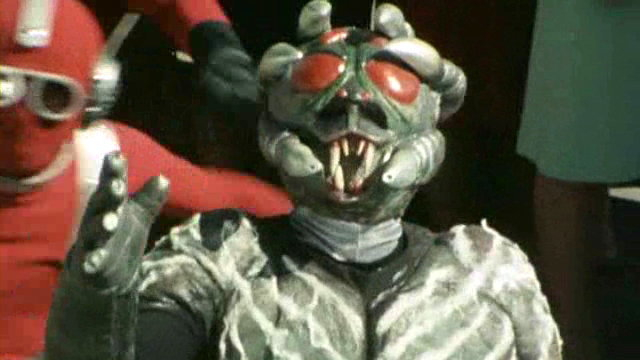 助けて～くもの巣館の恋人たち